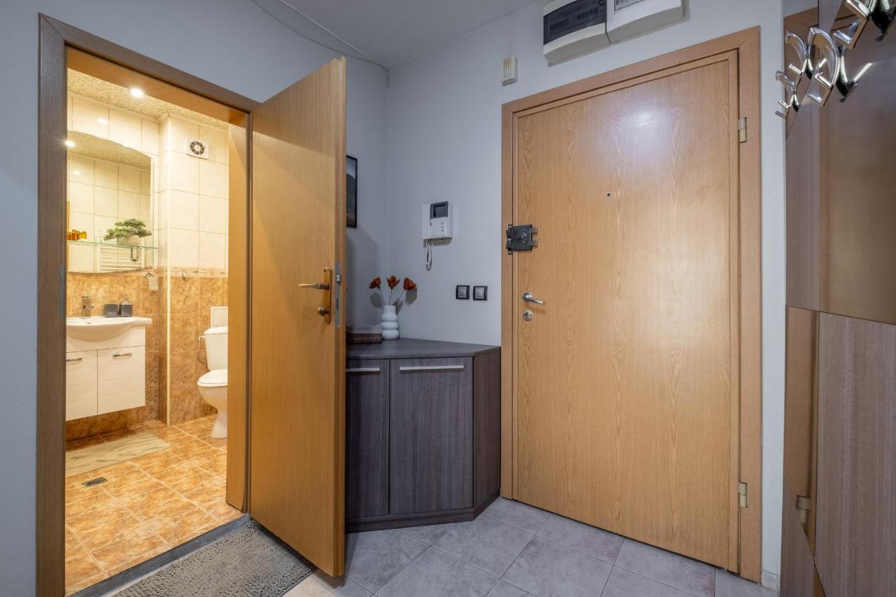 Deja Vu, Cozy & Quiet 1 Bdr Apt Fast Wi-Fi Sofia Exterior photo