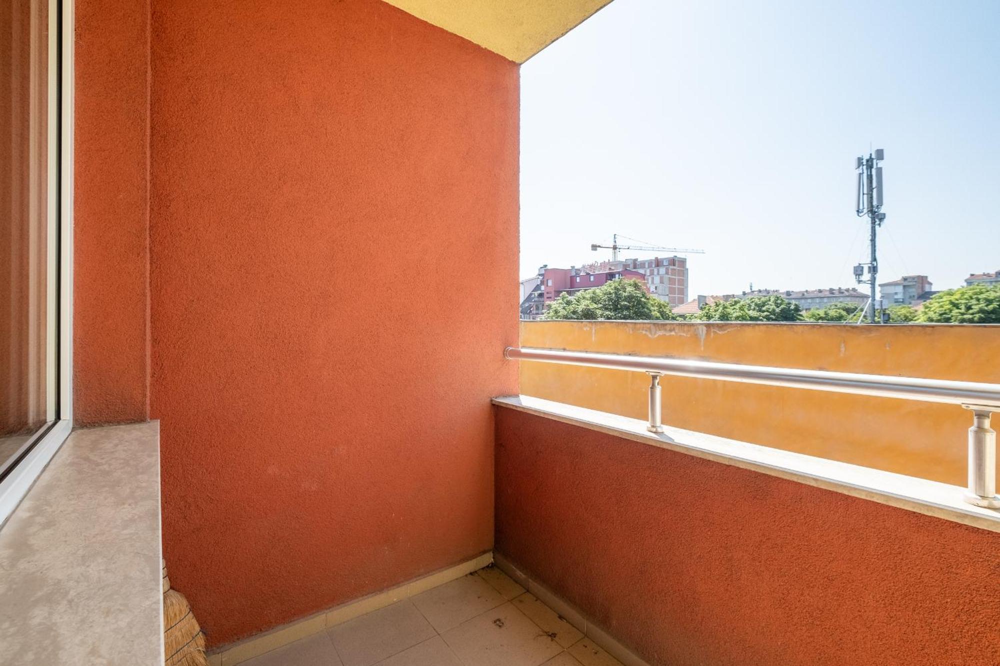 Deja Vu, Cozy & Quiet 1 Bdr Apt Fast Wi-Fi Sofia Exterior photo